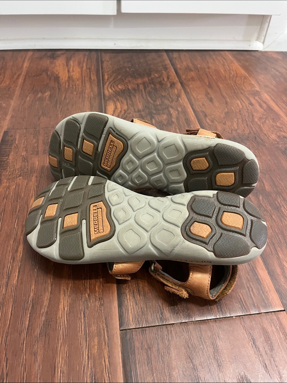 Merrell Tan Leather Hook-and-Loop Sport Sandals - Picture 4 of 6